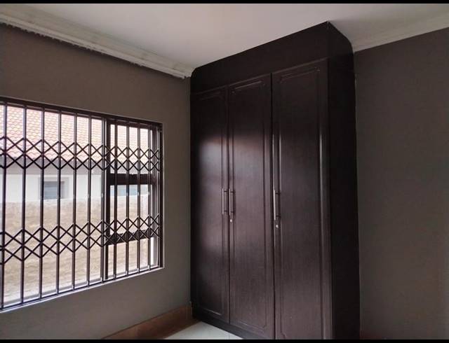 2 BEDROOM TOWNHOUSE FOR SALE IN BENDOR